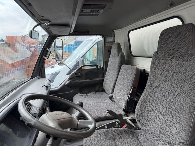 Transporter mit Pritsche & Plane Isuzu NPR 35 Centinato con Telo