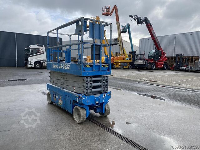 2010 Genie GS2632, Scherenarbeitsbühne, 10 Meter Genie GS2632, Schaar hoogwerker, 10 meter