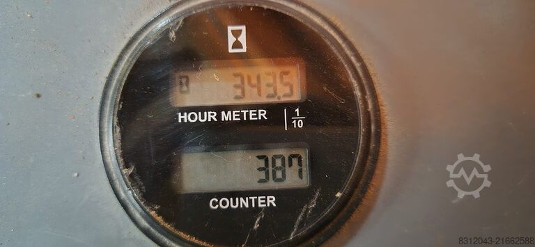 Scissor lift Skyjack SJ4740