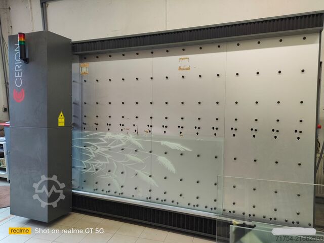 Vertikale Lasergravurmaschine CERION CERION LASER GmbH 