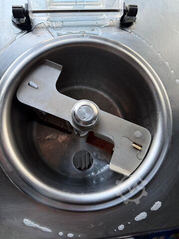 Staff Ice System BTX150 Eiswürfelmaschine / Eisbereiter 150 kg/24h Bj. 2022 Staff Ice System BTX150 Eiswürfelmaschine / Eisbereiter 150 kg/24h Bj. 2022 Staff Ice System BTX150 Eiswürfelmaschine / Eisbereiter 150 kg/24h Bj. 2022