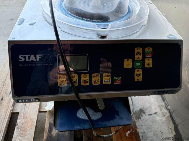 Staff Ice System BTX150 Eiswürfelmaschine / Eisbereiter 150 kg/24h Bj. 2022 Staff Ice System BTX150 Eiswürfelmaschine / Eisbereiter 150 kg/24h Bj. 2022 Staff Ice System BTX150 Eiswürfelmaschine / Eisbereiter 150 kg/24h Bj. 2022