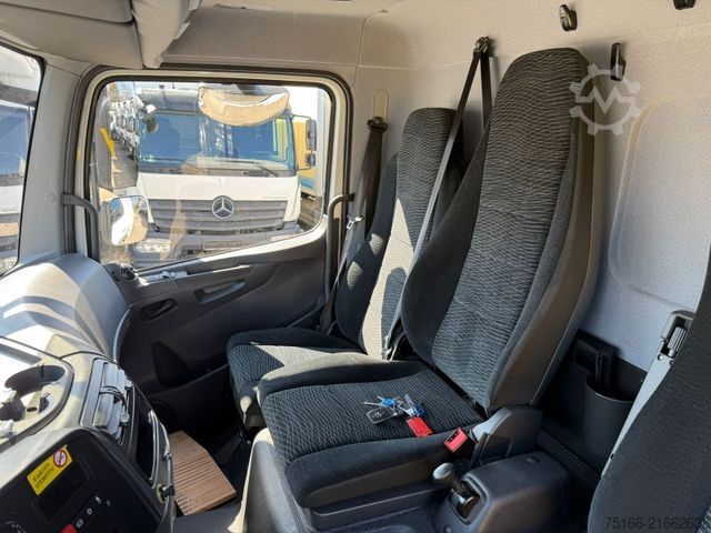 Transporter mit Koffer MERCEDES-BENZ ATEGO 818 L Koffer 6,10 m LBW 1 to.*AHK*EURO 6 E