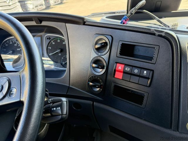 Transporter mit Koffer MERCEDES-BENZ ATEGO 818 L Koffer 6,10 m LBW 1 to.*AHK*EURO 6 E