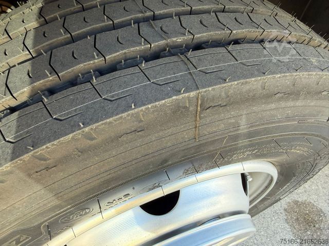 Transporter mit Koffer MERCEDES-BENZ ATEGO 818 L Koffer 6,10 m LBW 1 to.*AHK*EURO 6 E