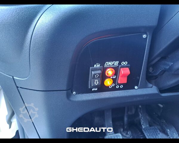 Kleinbus IVECO DAILY 35C14 2.3 CASSONE RIBALTABILE