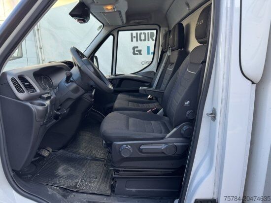 Box truck IVECO 35S16 LUFTFEDERUNG AUTOMATIK LBW AHK