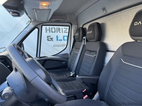 Box truck IVECO 35S16 LUFTFEDERUNG AUTOMATIK LBW AHK