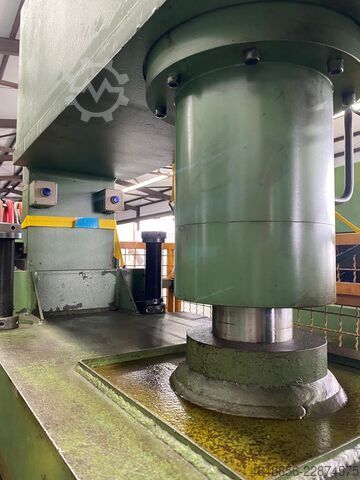 Hydraulic Double Column Press – 50 Tonne Sandt Hydraulik 540