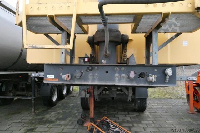 Tipper semitrailer CARNEHL Kippauflieger CHKS / A Kippauflieger