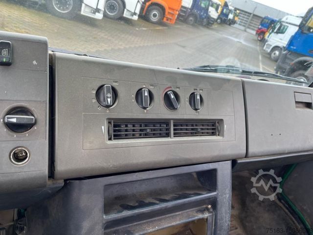 Dreiseitenkipper MERCEDES-BENZ Vario 711 DK 2-Achs Kipper Meiller