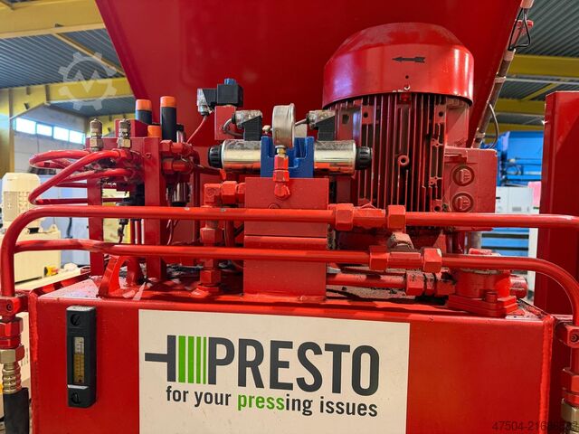 Bale press Presto CC 30 V