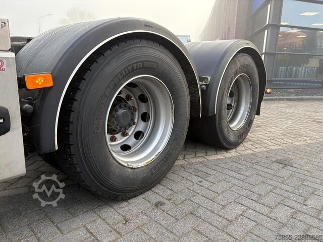Fahrgestell mit Fahrerhaus Volvo FM450 6x2 /  Euro 6 / Chassis  / 331.000 KM