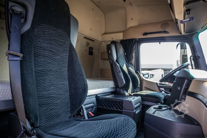 Standard-SZM Mercedes-Benz ACTROS 1845 LS