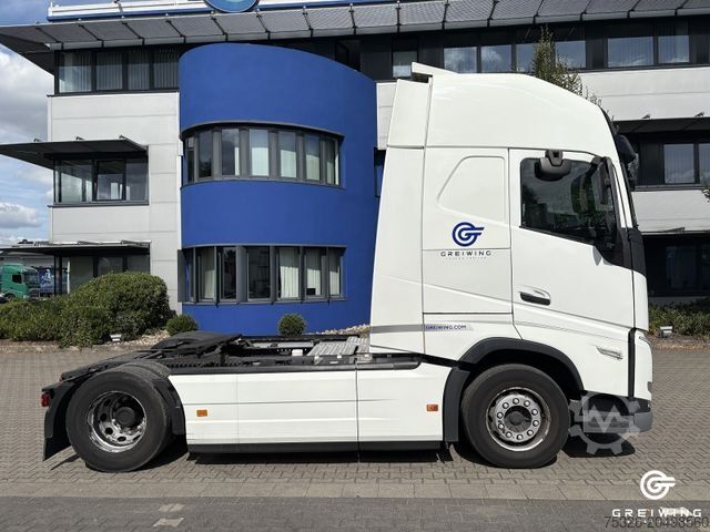 Standard tractor unit VOLVO FH 500 4x2, Globetrotter XL, Turbocomp., Retarde
