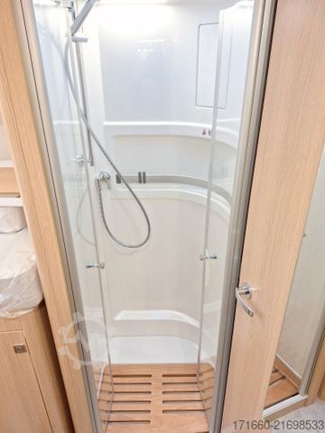 Integriertes Wohnmobil HYMER/ERIBA B-Klasse ML I BlackLine 780 HUBSTÜTZ.,