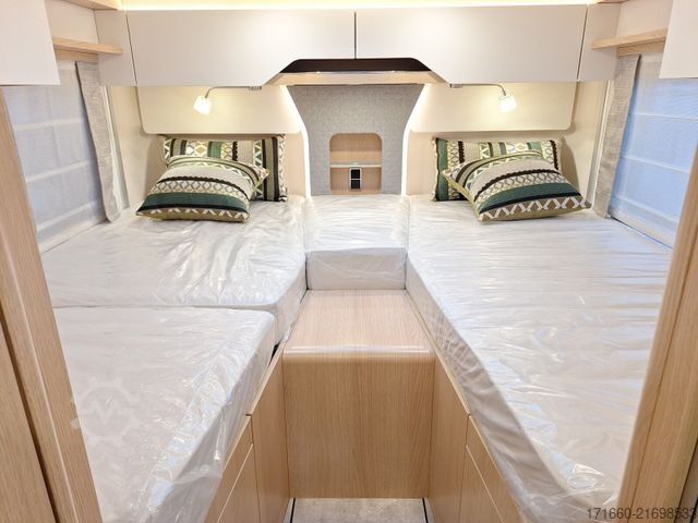 Integriertes Wohnmobil HYMER/ERIBA B-Klasse ML I BlackLine 780 HUBSTÜTZ.,