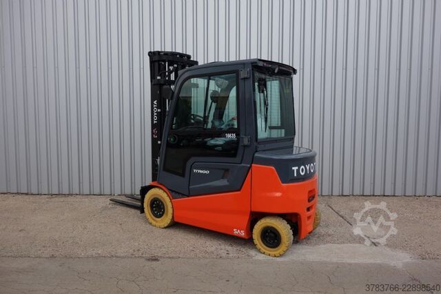 Electric 4-wheel forklift Toyota 9FBM25T