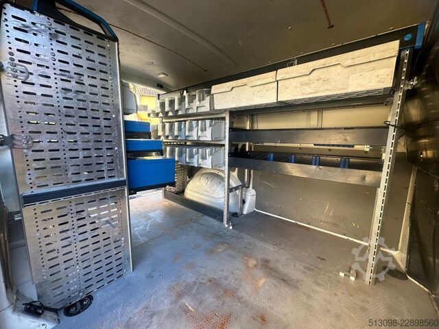 Kastenwagen VW T6.1 SORTIMO REGALS. DACHTRÄ. KLIMA AHK 1.HAND