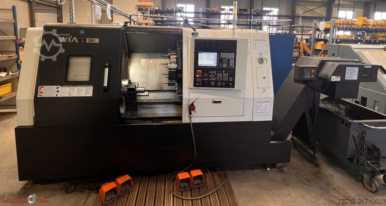 CNC Drehmaschine mit C-Achse HYUNDAI WIA L280