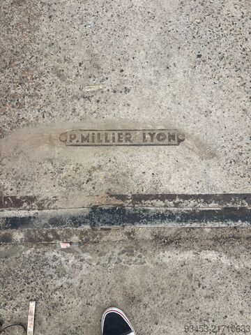 Fahrzeugwaage Philips Industrie / P.Millier Lyon 