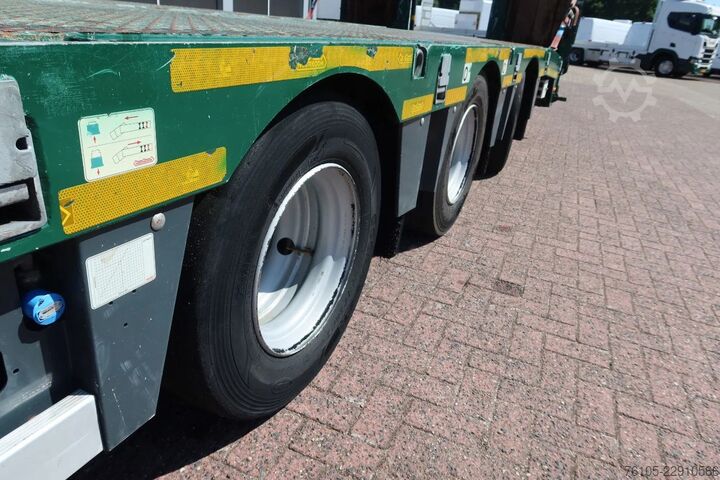 Semi low loader Nooteboom Semidieplader + Hydraulisch Rampen