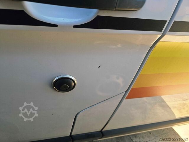 Wohnmobil Ford Panama 2022 | Manuale Tetto a soffietto