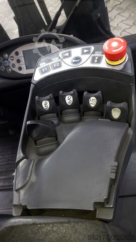 3-Rad-Gabelstapler ID-Nr.: B00229 STILL RX20 - 15