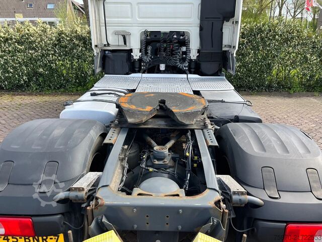 Standard-SZM DAF XF 480 FT Nokkenas vervangen op 614000 KM