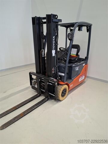 Gabelstapler Toyota 8FBE16T