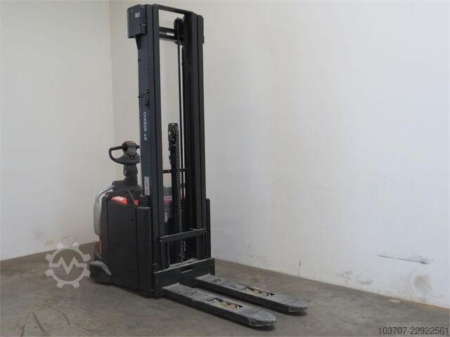 Stapler Toyota SWE120L