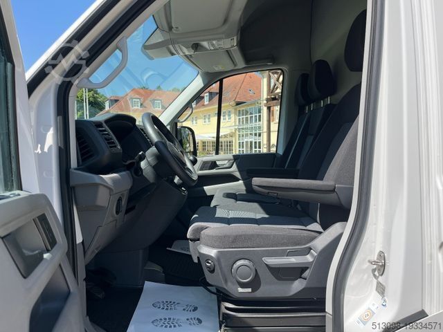 High top van VOLKSWAGEN CRAFTER 2.0 TDI BOTT REGALS. STANDHZG. NAVI PDC