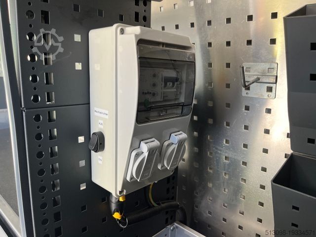 High top van VOLKSWAGEN CRAFTER 2.0 TDI BOTT REGALS. STANDHZG. NAVI PDC