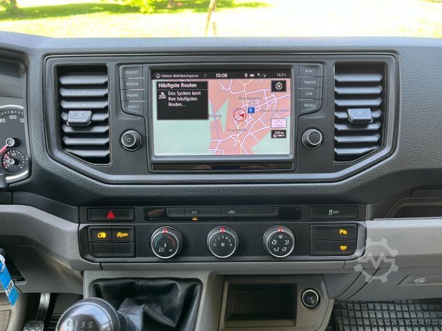 High top van VOLKSWAGEN CRAFTER 2.0 TDI BOTT REGALS. STANDHZG. NAVI PDC