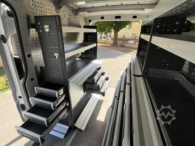 High top van VOLKSWAGEN CRAFTER 2.0 TDI BOTT REGALS. STANDHZG. NAVI PDC