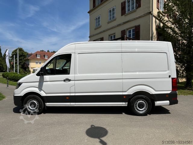 High top van VOLKSWAGEN CRAFTER 2.0 TDI BOTT REGALS. STANDHZG. NAVI PDC