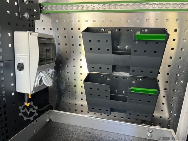 High top van VOLKSWAGEN CRAFTER 2.0 TDI BOTT REGALS. STANDHZG. NAVI PDC