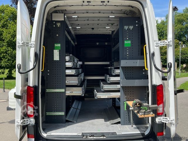 High top van VOLKSWAGEN CRAFTER 2.0 TDI BOTT REGALS. STANDHZG. NAVI PDC