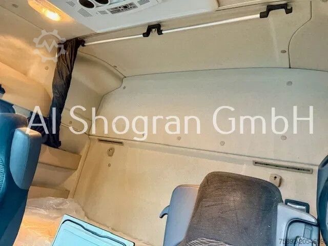 Standard-SZM Mercedes-Benz Actros 1845 /Retarder/Kipphydraulik/Standklima/Eu6