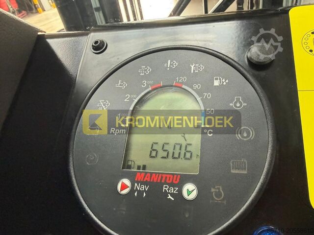 Rough terrain forklift Manitou M30-4