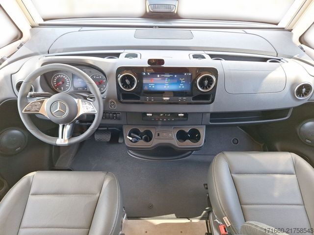 Integriertes Wohnmobil HYMER/ERIBA B-Klasse ML I BlackLine 780 HUBSTÜTZEN+Autarkie