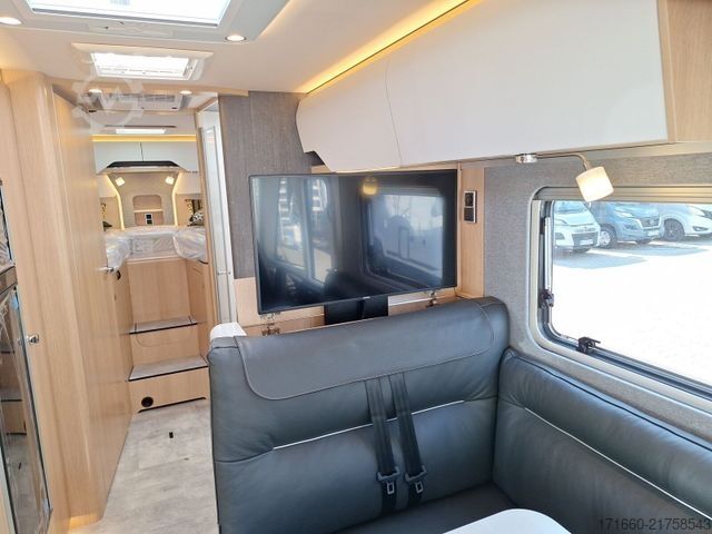 Integriertes Wohnmobil HYMER/ERIBA B-Klasse ML I BlackLine 780 HUBSTÜTZEN+Autarkie