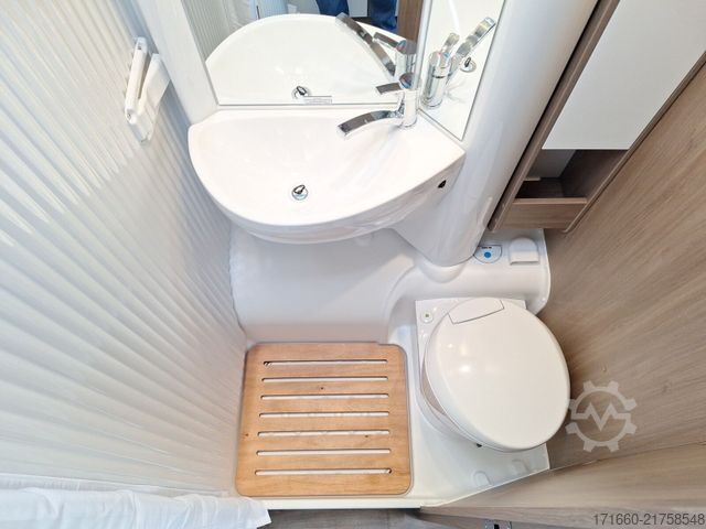 Teilintegriertes Wohnmobil CARADO V 347
