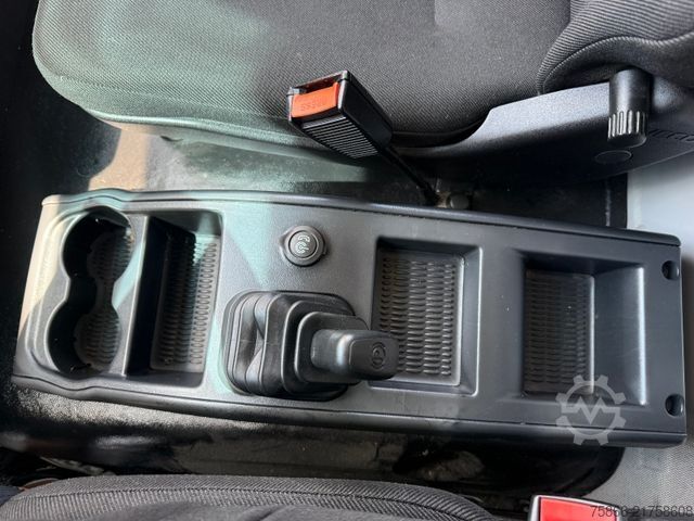 LKW mit Pritsche & Plane IVECO 140E28 Eurocargo LBW Bär 1,5to orig.56.282km AHK