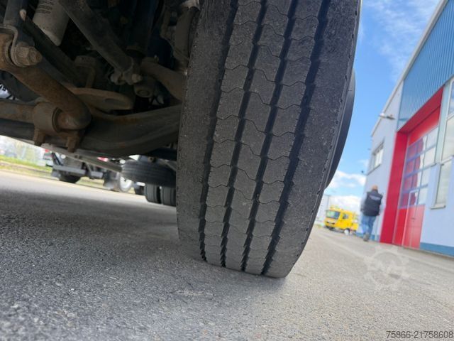 LKW mit Pritsche & Plane IVECO 140E28 Eurocargo LBW Bär 1,5to orig.56.282km AHK