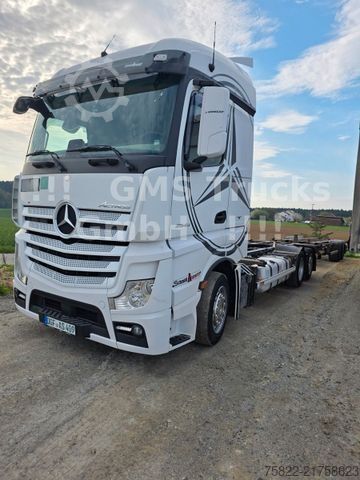Wechselfahrgestell LKW MERCEDES-BENZ Actros 2543 / Volumen / German / wenig KM