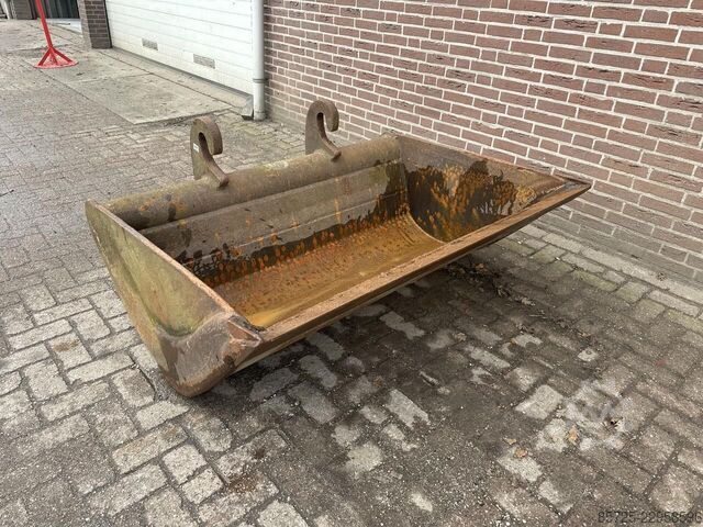 Bucket  CW30