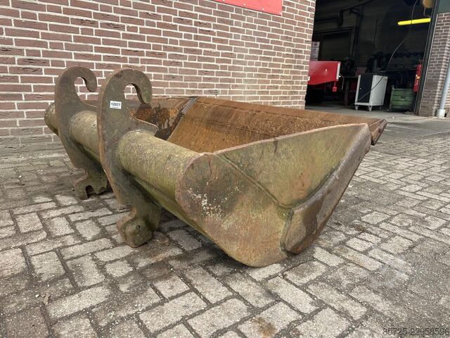 Bucket  CW30
