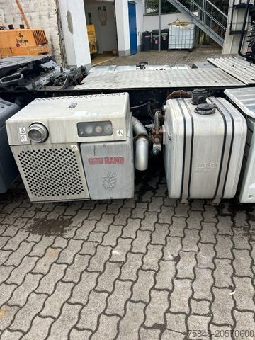 Standard tractor unit MAN TGX 18.460-Kompressor-Kipphydraulik-ADR-Deutsch