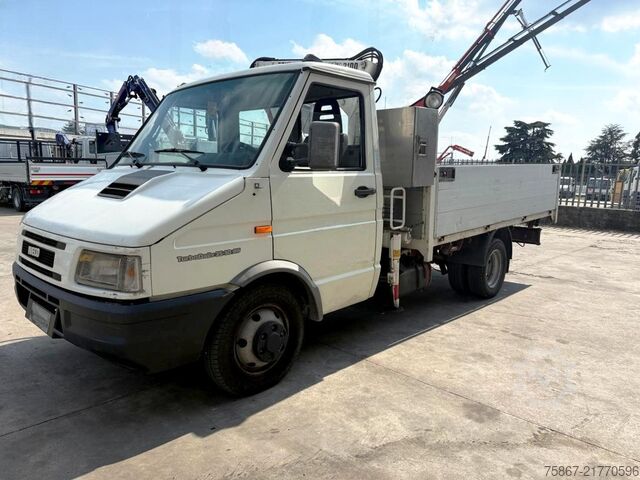 Flatbed truck IVECO TURBO DAILY 35-10